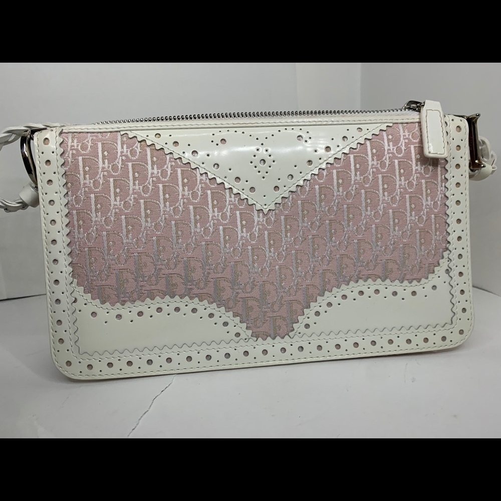VINTAGE CHRISTIAN DIOR SHOULDER BAG